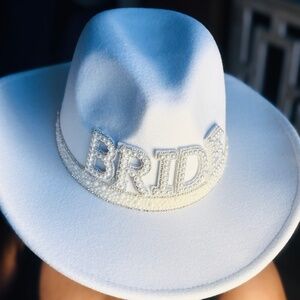 Cowboy hat with Pearl Bride accent